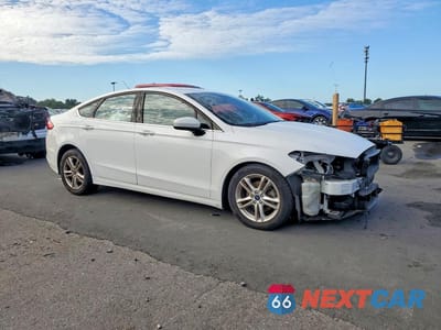 Czwarte zdjęcie samochodu z boku: 2018 FORD FUSION SE VIN:3FA6P0H72JR277988 - miniatura