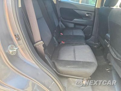 Zdjęcie 11 z 13 samochodu: 2018 MITSUBISHI OUTLANDER SE VIN:JA4AZ3A35JJ005253 - miniatura