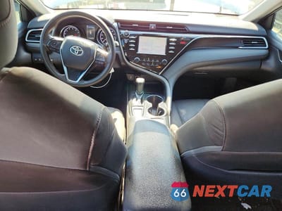 Zdjęcie 8 z 12 samochodu: 2018 TOYOTA CAMRY LE VIN:4T1B11HK3JU050432 - miniatura