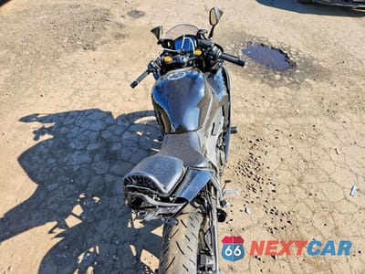 Zdjęcie 6 z 9 samochodu: 2025 KAWASAKI ZX400 P VIN:ML5ZXCP18SDA39169 - miniatura