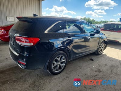 Trzecie zdjęcie samochodu z tyłu: 2017 KIA SORENTO SX V6 VIN:5XYPKDA56HG247636 - miniatura