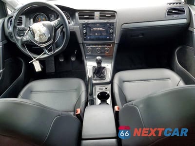 Zdjęcie 8 z 12 samochodu: 2018 VOLKSWAGEN GOLF S VIN:3VWB17AU5JM265783 - miniatura