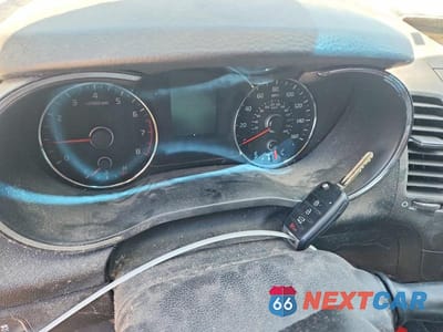 Zdjęcie 9 z 12 samochodu: 2017 KIA FORTE LX VIN:3KPFL4A75HE147003 - miniatura