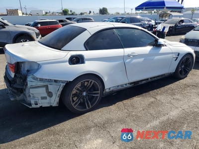 Trzecie zdjęcie samochodu z tyłu: 2016 BMW M4 VIN:WBS3U9C56GP968496 - miniatura