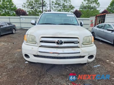 Piąte zdjęcie samochodu w środku: 2003 TOYOTA TUNDRA SR5 VIN:5TBKT44113S407829 - miniatura