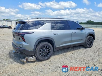 Trzecie zdjęcie samochodu z tyłu: 2026 CHEVROLET TRAVERSE LT VIN:1GNERGKS3TJ272860 - miniatura