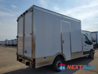 Trzecie zdjęcie samochodu z tyłu: 2023 FORD TRANSIT REFRIGERATED BOX TRUCK VIN:1FDBW5ZG9PKA11013 - miniatura