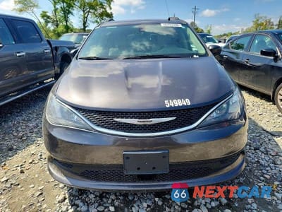 Piąte zdjęcie samochodu w środku: 2021 CHRYSLER VOYAGER LX VIN:2C4RC1DG0MR549849 - miniatura
