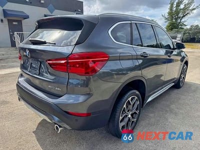 Trzecie zdjęcie samochodu z tyłu: 2020 BMW X1 SDRIVE28I VIN:WBXJG7C0XL5P55560 - miniatura