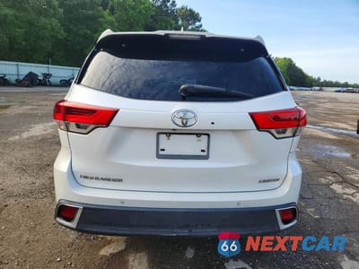 Zdjęcie 6 z 14 samochodu: 2018 TOYOTA HIGHLANDER LIMITED PLATINUM VIN:5TDYZRFH2JS271246 - miniatura