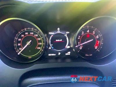 Zdjęcie 8 z 12 samochodu: 2018 JAGUAR F-TYPE R DYNAMIC VIN:SAJD85FVXJCK49031 - miniatura