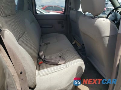 Zdjęcie 10 z 12 samochodu: 2001 NISSAN FRONTIER XE VIN:1N6ED27T11C322004 - miniatura
