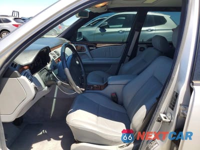 Zdjęcie 7 z 12 samochodu: 1999 MERCEDES-BENZ E 320 4MATIC VIN:WDBJH82F9XX013987 - miniatura