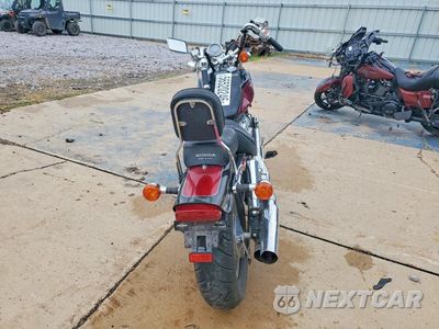 Czwarte zdjęcie samochodu z boku: 1993 HONDA VT1100 C VIN:1HFSC1812PA701667 - miniatura