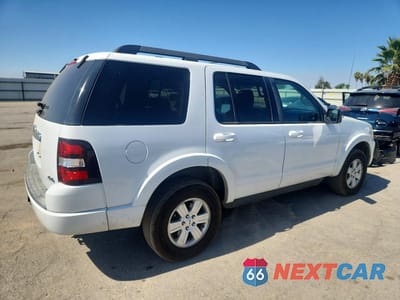 Trzecie zdjęcie samochodu z tyłu: 2010 FORD EXPLORER XLT VIN:1FMEU7DE4AUA58546 - miniatura