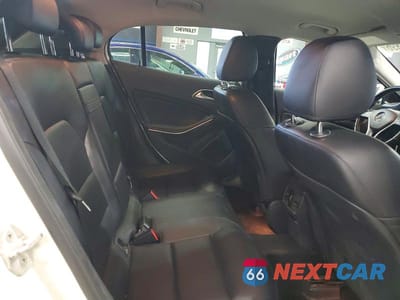 Zdjęcie 11 z 13 samochodu: 2015 MERCEDES-BENZ GLA 250 4MATIC VIN:WDCTG4GB0FJ065967 - miniatura
