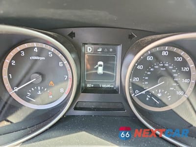 Zdjęcie 9 z 13 samochodu: 2017 HYUNDAI SANTA FE SE VIN:KM8SMDHF1HU206067 - miniatura