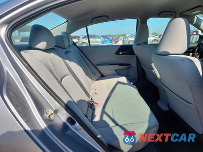 Zdjęcie 10 z 13 samochodu: 2017 HONDA ACCORD LX VIN:1HGCR2F36HA175828 - miniatura