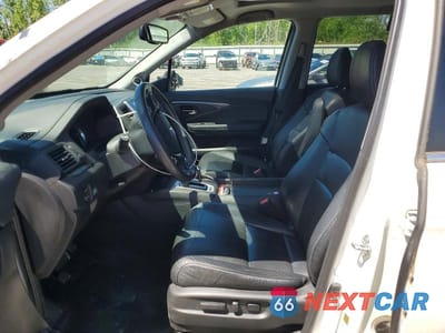 Zdjęcie 7 z 13 samochodu: 2017 HONDA PILOT EXL VIN:5FNYF6H56HB024028 - miniatura