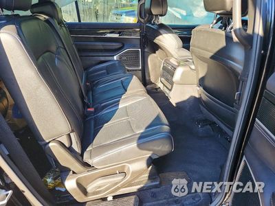 Zdjęcie 11 z 13 samochodu: 2022 JEEP WAGONEER SERIES I VIN:1C4SJVAT3NS217162 - miniatura