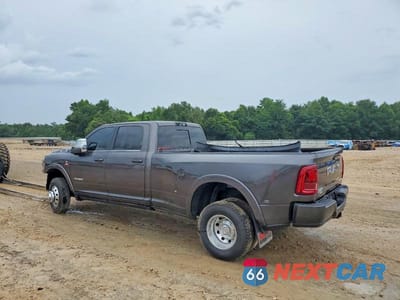 Trzecie zdjęcie samochodu z tyłu: 2026 RAM 3500 LIMITED VIN:3C63RRRL8TG153060 - miniatura