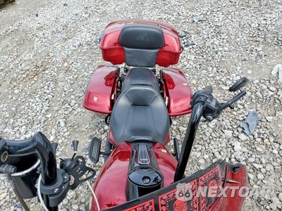 Piąte zdjęcie samochodu w środku: 2018 HARLEY-DAVIDSON FLHXS STREET GLIDE SPECIAL VIN:1HD1KRC14JB602931 - miniatura