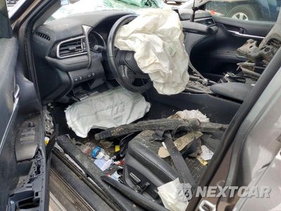 Zdjęcie 8 z 13 samochodu: 2022 TOYOTA CAMRY SE VIN:4T1T11AK5NU617406 - miniatura