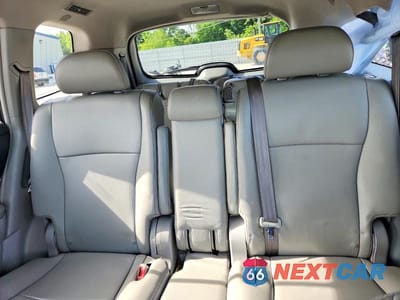 Zdjęcie 10 z 13 samochodu: 2013 TOYOTA HIGHLANDER SE VIN:5TDBK3EH8DS189695 - miniatura