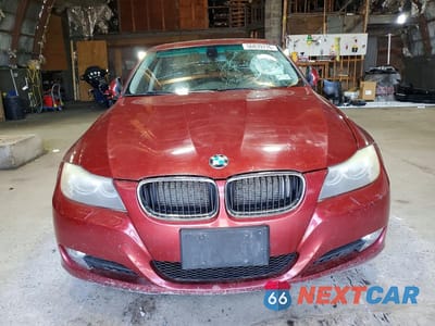 Piąte zdjęcie samochodu w środku: 2011 BMW 328 XI SULEV VIN:WBAPK5C51BF123705 - miniatura