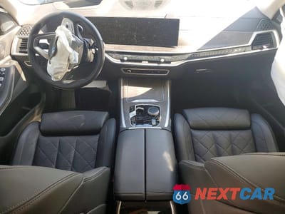 Zdjęcie 8 z 13 samochodu: 2023 BMW X7 XDRIVE40I VIN:5UX23EM01P9R09411 - miniatura