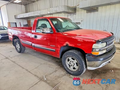 Czwarte zdjęcie samochodu z boku: 1999 CHEVROLET SILVERADO K1500 VIN:1GCEK14T5XE255816 - miniatura