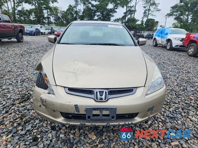 Piąte zdjęcie samochodu w środku: 2005 HONDA ACCORD EX VIN:1HGCM56735A063194 - miniatura