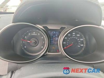 Zdjęcie 9 z 12 samochodu: 2014 HYUNDAI VELOSTER BASE VIN:KMHTC6AD3EU188582 - miniatura