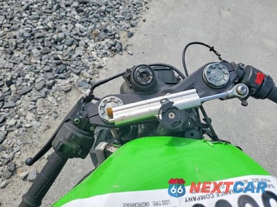 Zdjęcie 7 z 8 samochodu: 2012 KAWASAKI ZX600 R VIN:JKAZX4R12CA034049 - miniatura