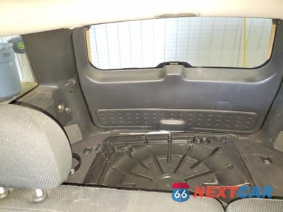 Zdjęcie 10 z 13 samochodu: 2004 JEEP GRAND CHEROKEE LAREDO VIN:1J4GW48S14C323126 - miniatura