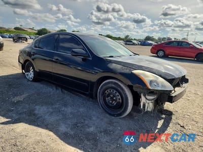 Czwarte zdjęcie samochodu z boku: 2011 NISSAN ALTIMA 2.5 VIN:1N4AL2AP0BN439200 - miniatura