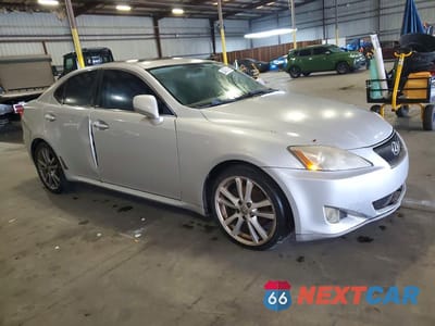 Czwarte zdjęcie samochodu z boku: 2008 LEXUS IS 250 VIN:JTHBK262285084343 - miniatura