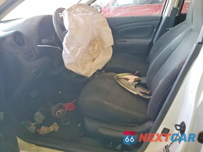 Zdjęcie 7 z 12 samochodu: 2012 NISSAN VERSA 1.6 S VIN:3N1CN7AP0CL868836 - miniatura