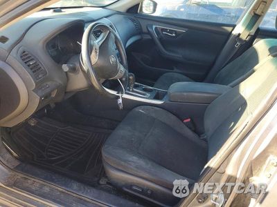Zdjęcie 7 z 12 samochodu: 2015 NISSAN ALTIMA 2.5 S VIN:1N4AL3AP0FN363263 - miniatura