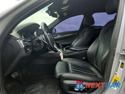 Zdjęcie 7 z 12 samochodu: 2019 BMW 530E VIN:WBAJA9C53KB393641 - miniatura