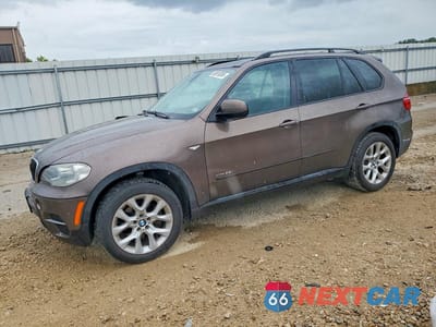 2012 BMW X5 XDRIVE35I 5UXZV4C5XCL991796 - główne zdjęcie licytacji z USA - miniatura