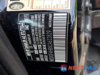 Zdjęcie 12 z 12 samochodu: 2012 MERCEDES-BENZ C 250 VIN:WDDGF4HBXCA622829 - miniatura
