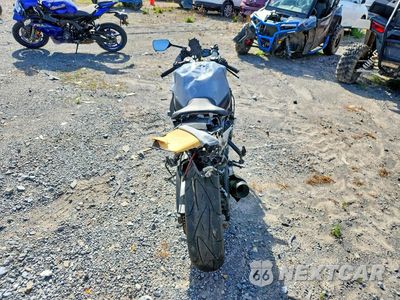 Czwarte zdjęcie samochodu z boku: 2022 SUZUKI GSX-R750 VIN:JS1GR7MA6N7101214 - miniatura