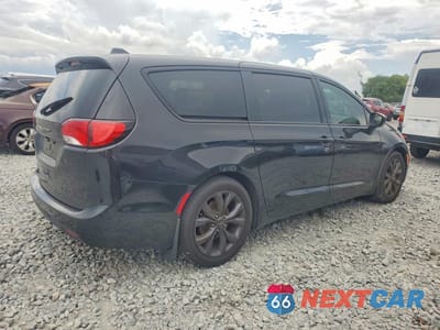 Trzecie zdjęcie samochodu z tyłu: 2019 CHRYSLER PACIFICA TOURING PLUS VIN:2C4RC1FG8KR705422 - miniatura