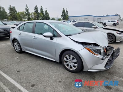 Czwarte zdjęcie samochodu z boku: 2020 TOYOTA COROLLA LE VIN:5YFEPRAEXLP021674 - miniatura