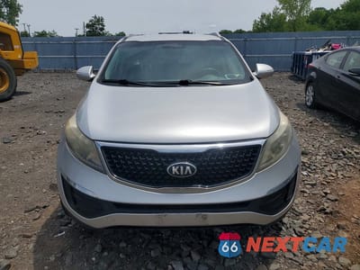 Piąte zdjęcie samochodu w środku: 2014 KIA SPORTAGE LX VIN:KNDPBCAC1E7573541 - miniatura