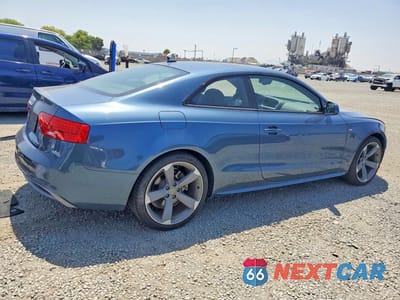 Trzecie zdjęcie samochodu z tyłu: 2016 AUDI A5 PREMIUM PLUS S-LINE VIN:WAUM2AFR7GA027513 - miniatura