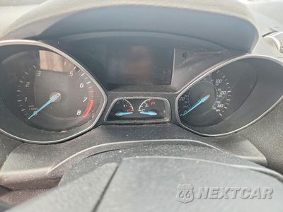 Zdjęcie 9 z 13 samochodu: 2016 FORD ESCAPE SE VIN:1FMCU0G95GUA91125 - miniatura