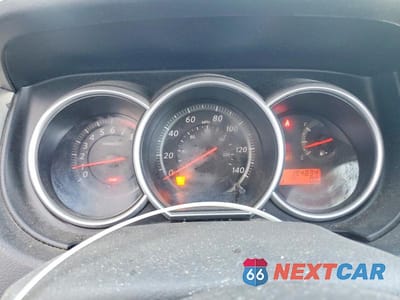 Zdjęcie 9 z 12 samochodu: 2012 NISSAN VERSA 1.8 S VIN:3N1BC1CP8CK213051 - miniatura