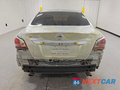 Zdjęcie 6 z 13 samochodu: 2015 NISSAN ALTIMA 2.5 S VIN:1N4AL3APXFN363576 - miniatura